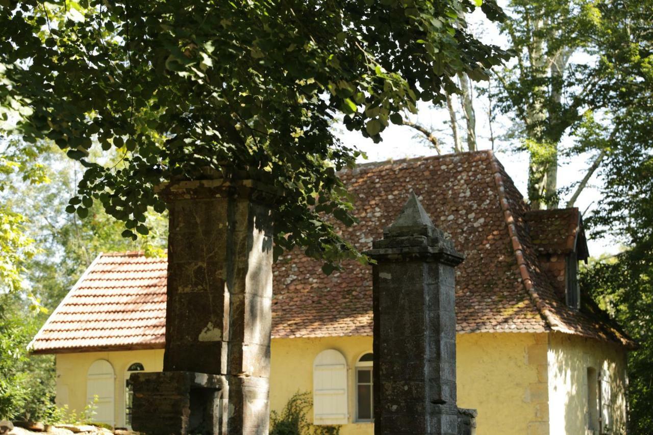 La Chapelle Du Chateau Gite Pouillon Exterior foto
